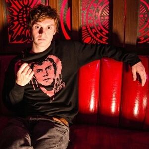 NWOT 🖤❣️ Evan Peters "Stay Weird" Black T-shirt W. Red Bleeding Heart Graphic